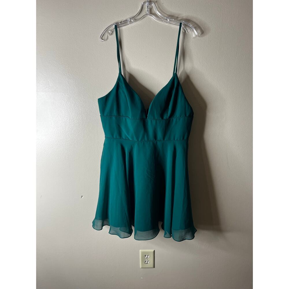 NWT Lucci Lu A-line V Neck Mini Homecoming Dress | Hunter Green -Size 18 - Picture 3 of 8
